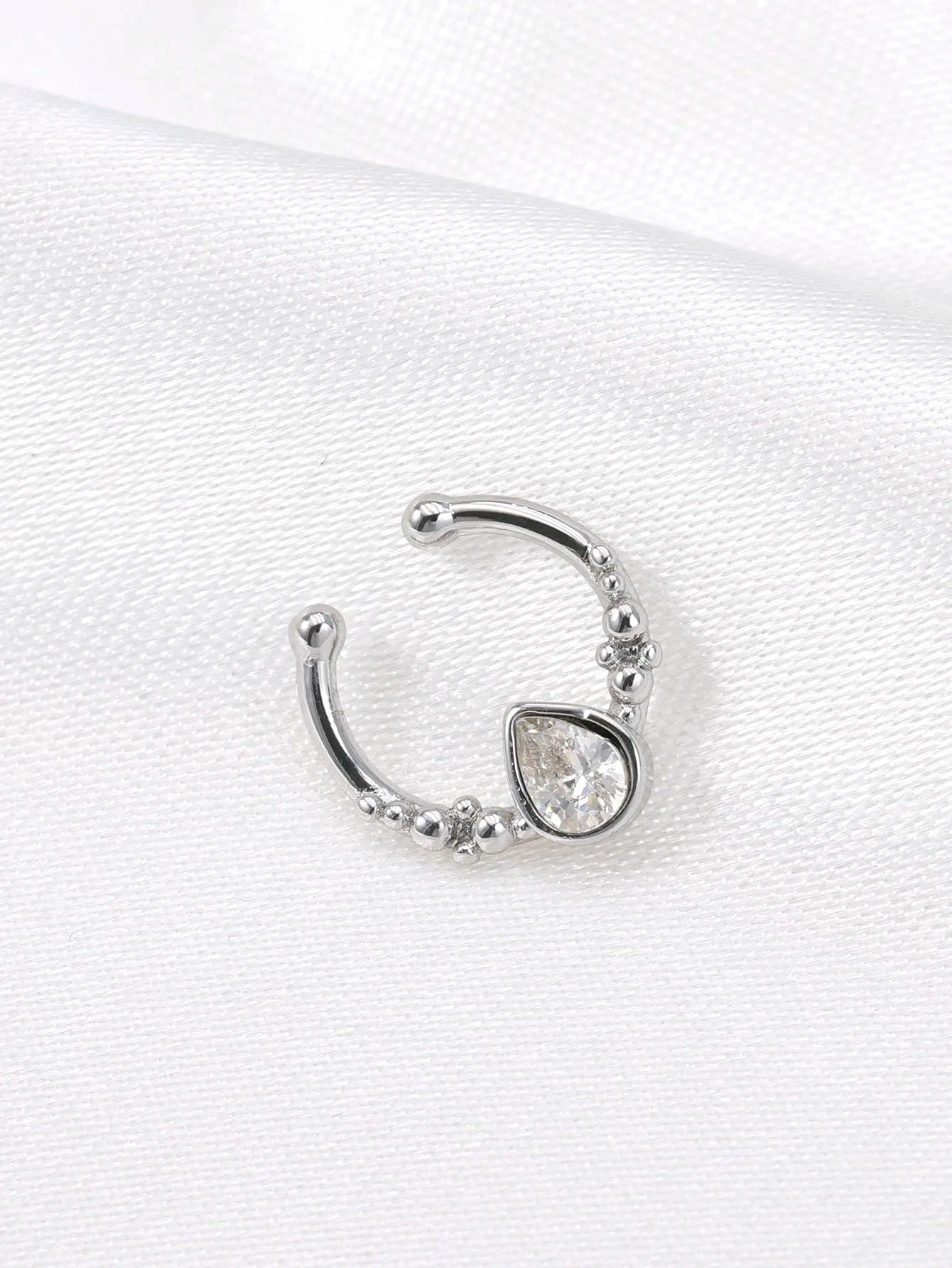 Faux Piercings en Faux Diamants pour Septum Soirée