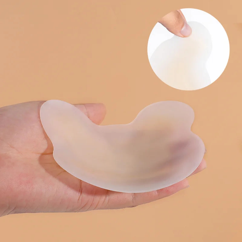 coque sein adhésif zoom