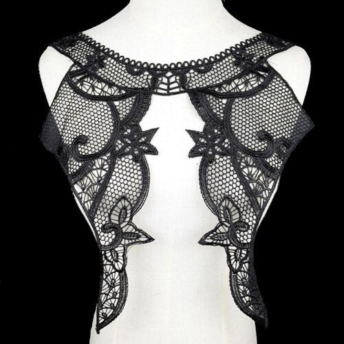 Cache décolleté en collier de dentelle brodé -22