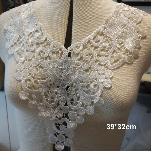 Cache décolleté blanc