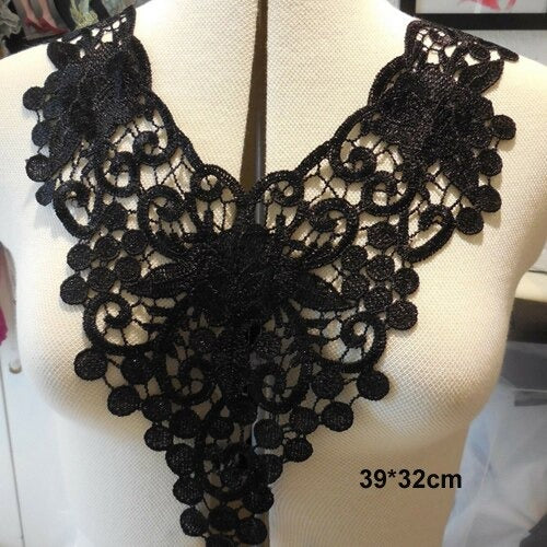 Cache décolleté noir