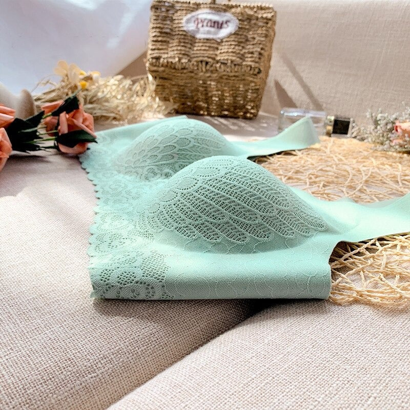 Lot de 3 Soutiens-Gorges Invisible Push Up 3 couleurs Zoom